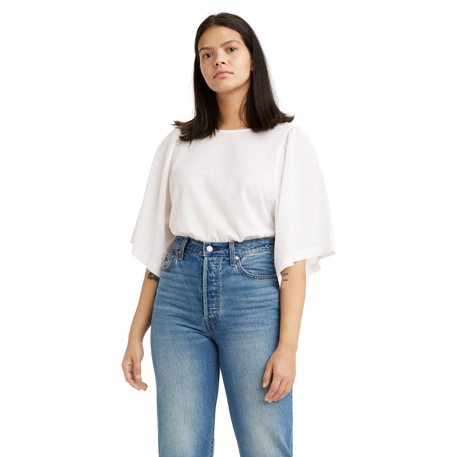 blusa cropped levis
