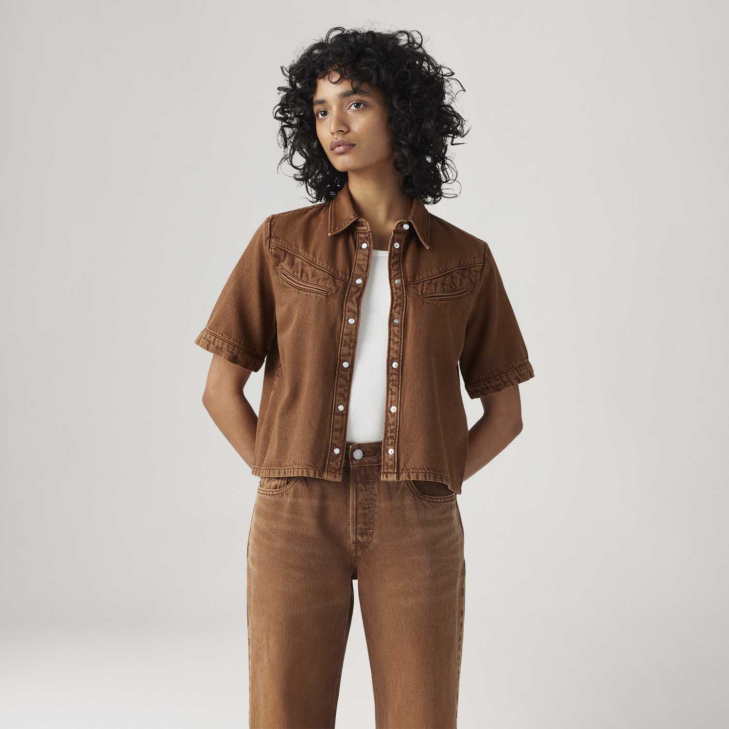 Camisa Levi's® Rinoa Camp Shirt Marrom Manga Curta — Levi's