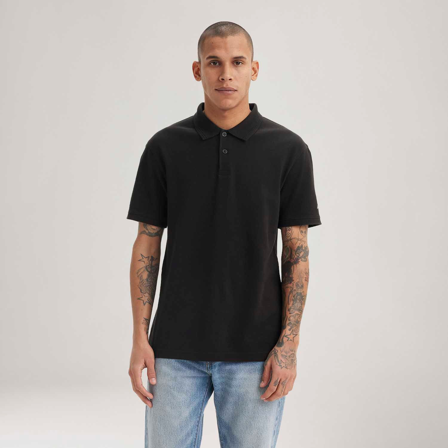 Polo Levi's® Standard Preta Manga Curta