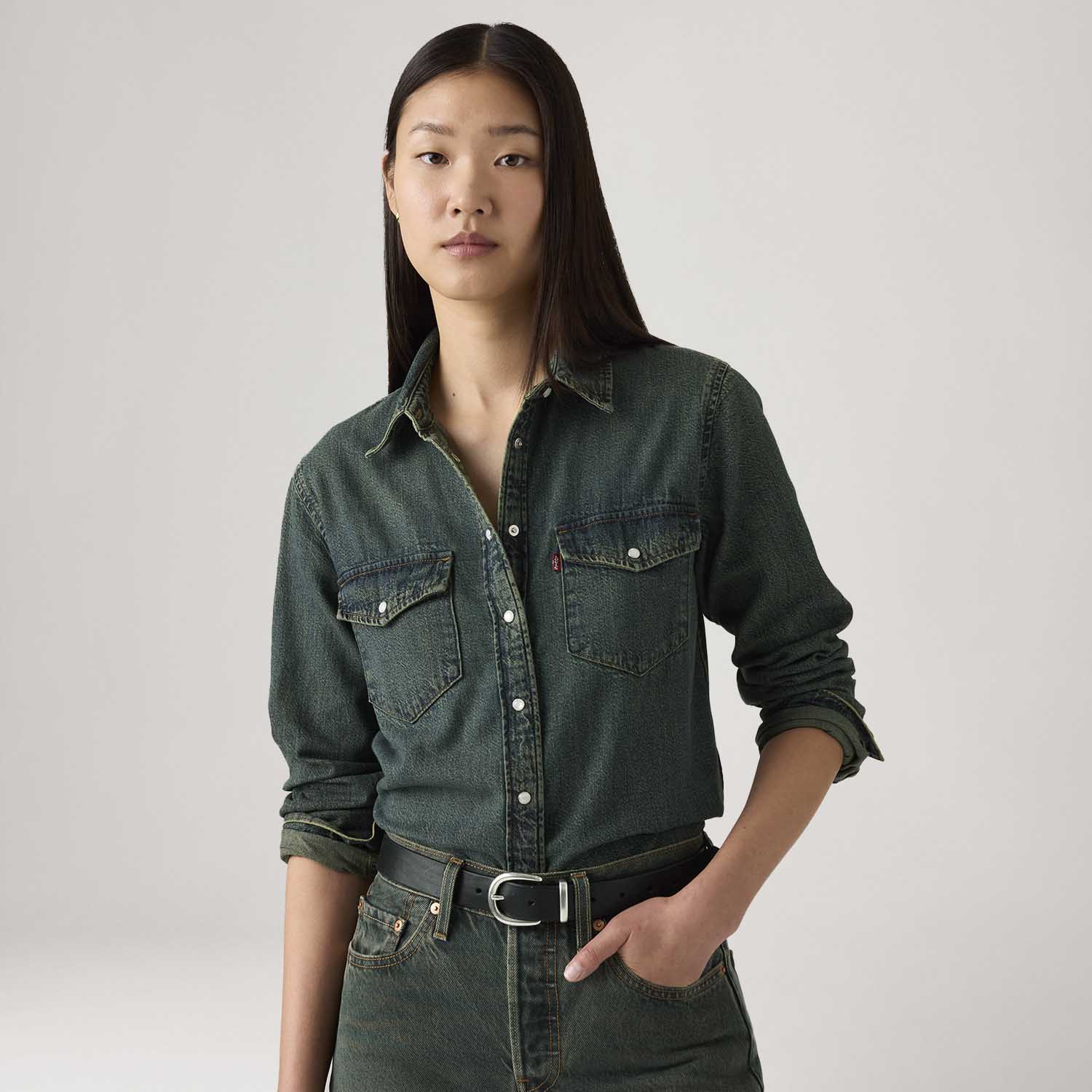Camisa Jeans Levi's® Iconic Western Lavagem Escura — Levi's