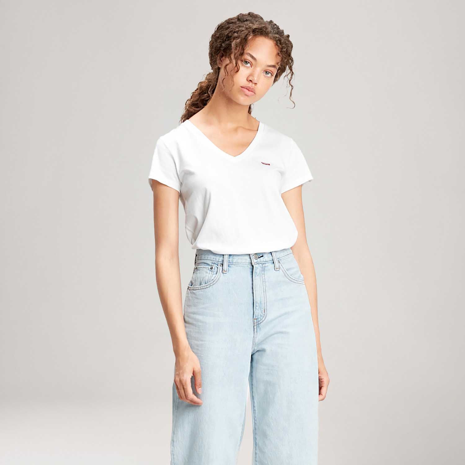 Camiseta Levi's® Perfect V Neck — Levi's