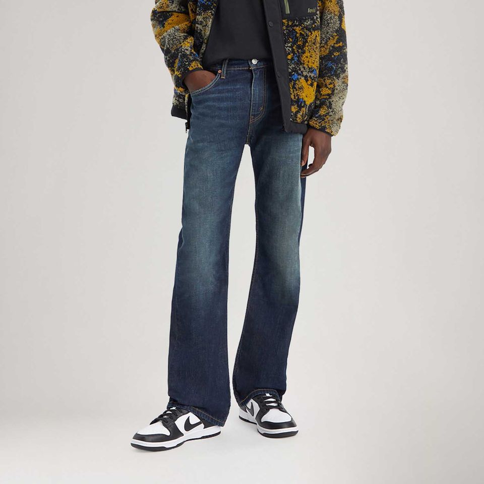Calça Jeans Levi's® 527® Low Rise Bootcut Lavagem Escura