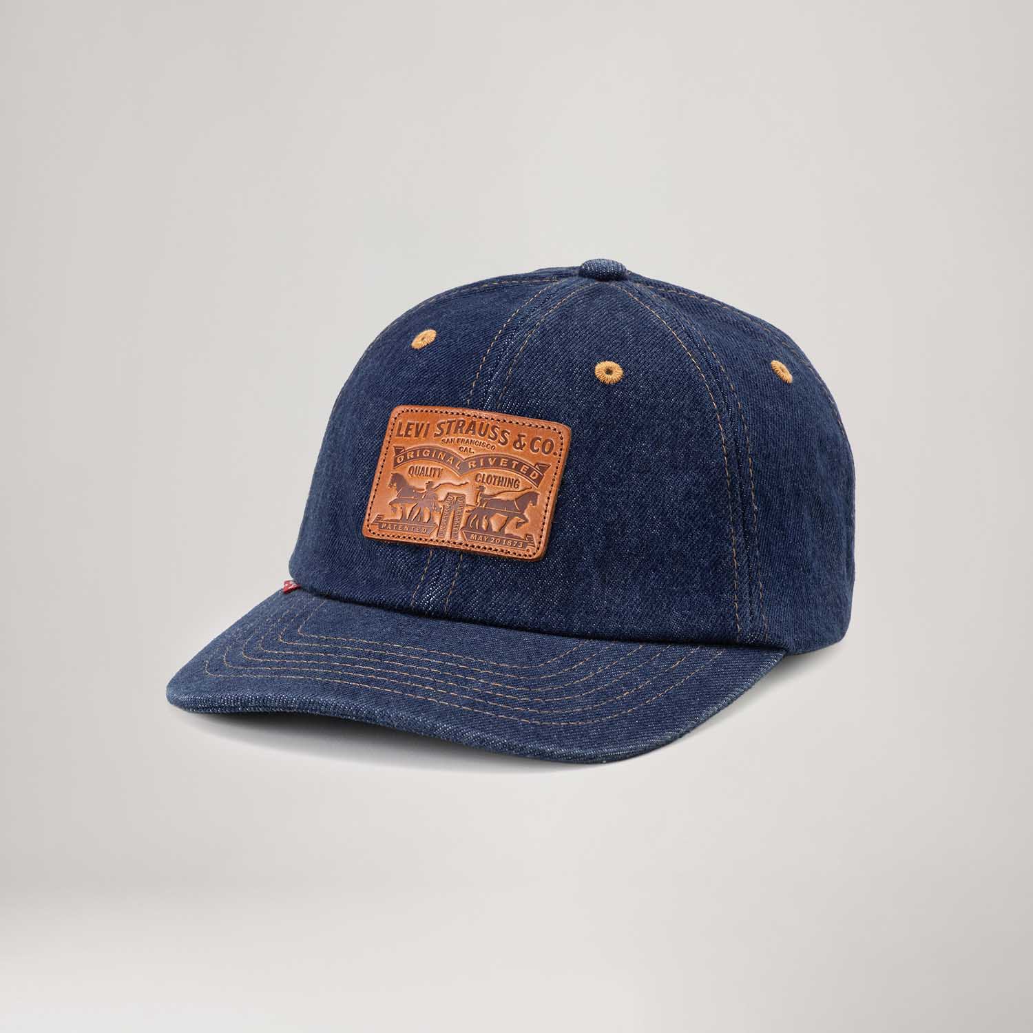 Boné Levi's® Relaxed Dad Heritage Lavagem Escura - U USA | U BR