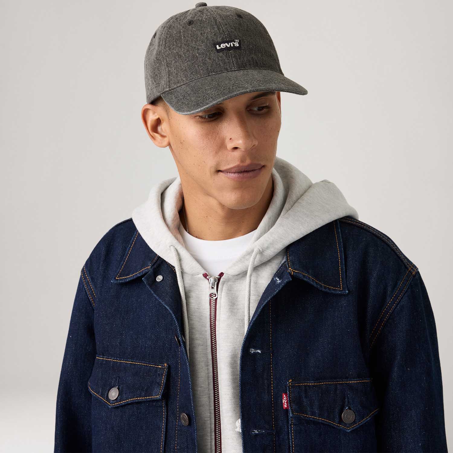 Boné Levi's® Housemark Preto - U USA | U BR