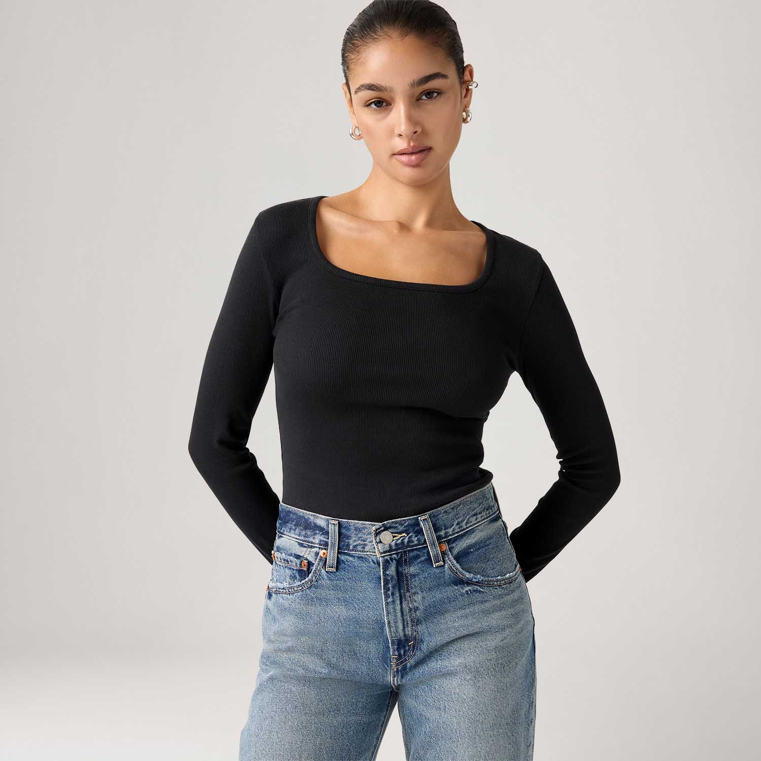 Blusa Levi's® Essential Preta Manga Longa — Levi's