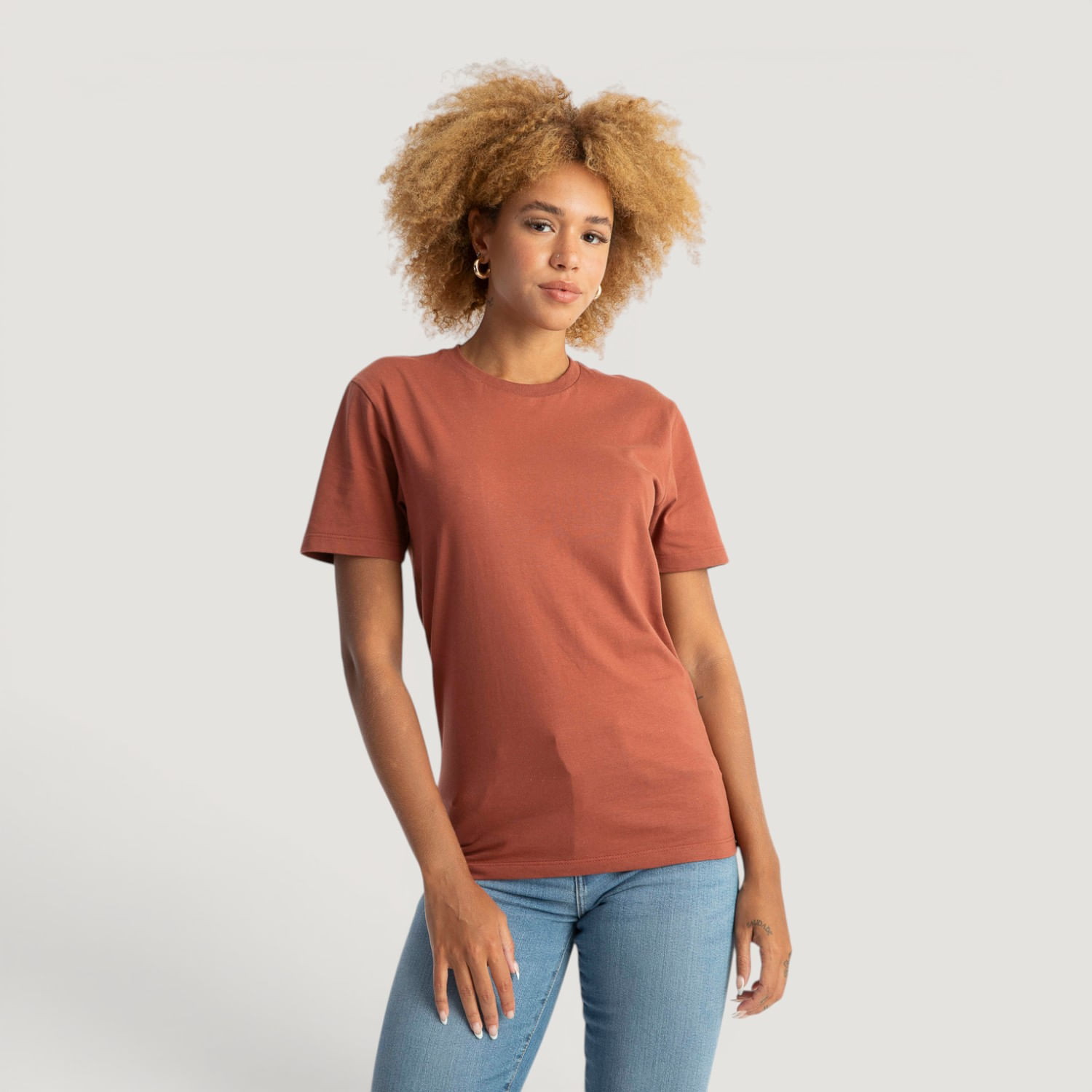 Camiseta Levi's® Slim Tab Terracota — Levi's