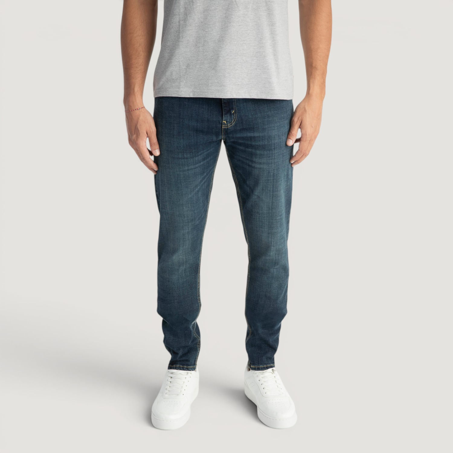 Calça Jeans Levi's® 512® Slim Taper Lavagem Escura