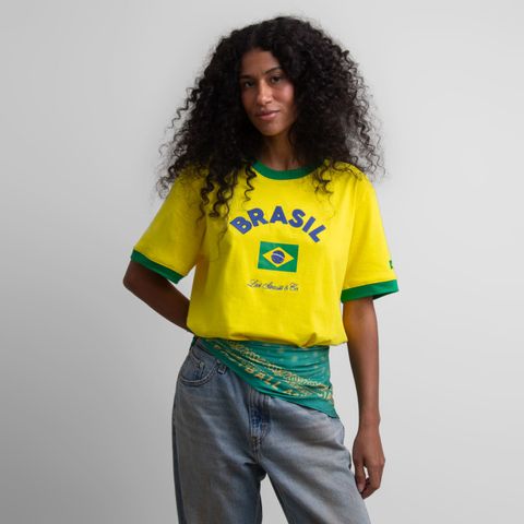 Camiseta Brasil Levi's® Graphic Amarela Manga Curta — Levi's