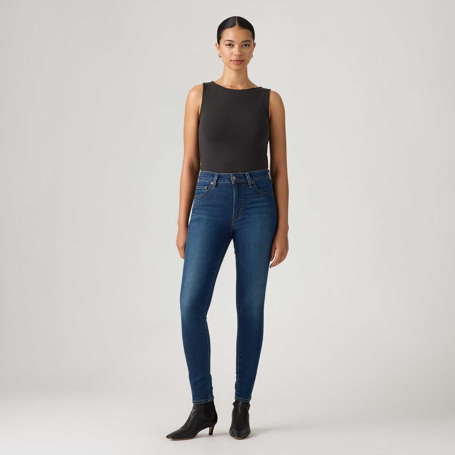 Calça Jeans Levi's® 721® High Rise Skinny Lavagem Média
