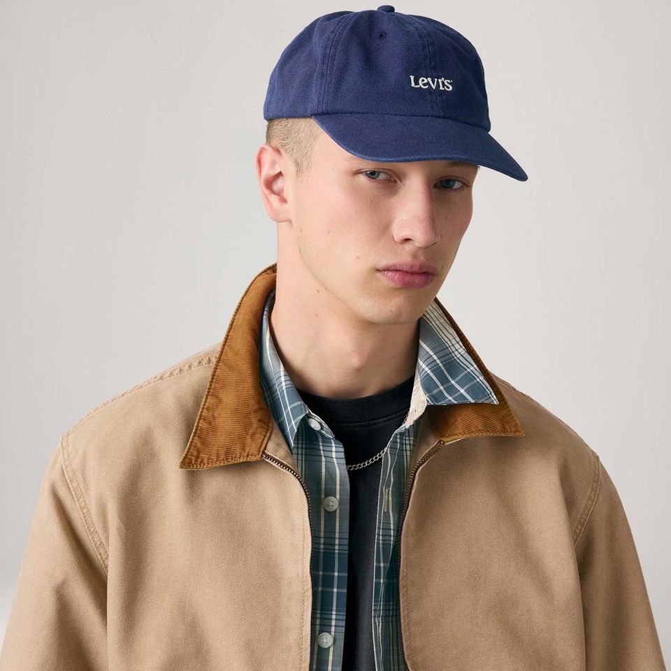 Boné Levi's® Club Logo Azul Marinho